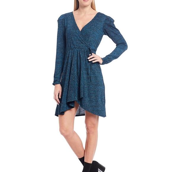 Band Of Gypsies Gemme Long Sleeve Faux Wrap Metallic Dress M NEW - Picture 1 of 8